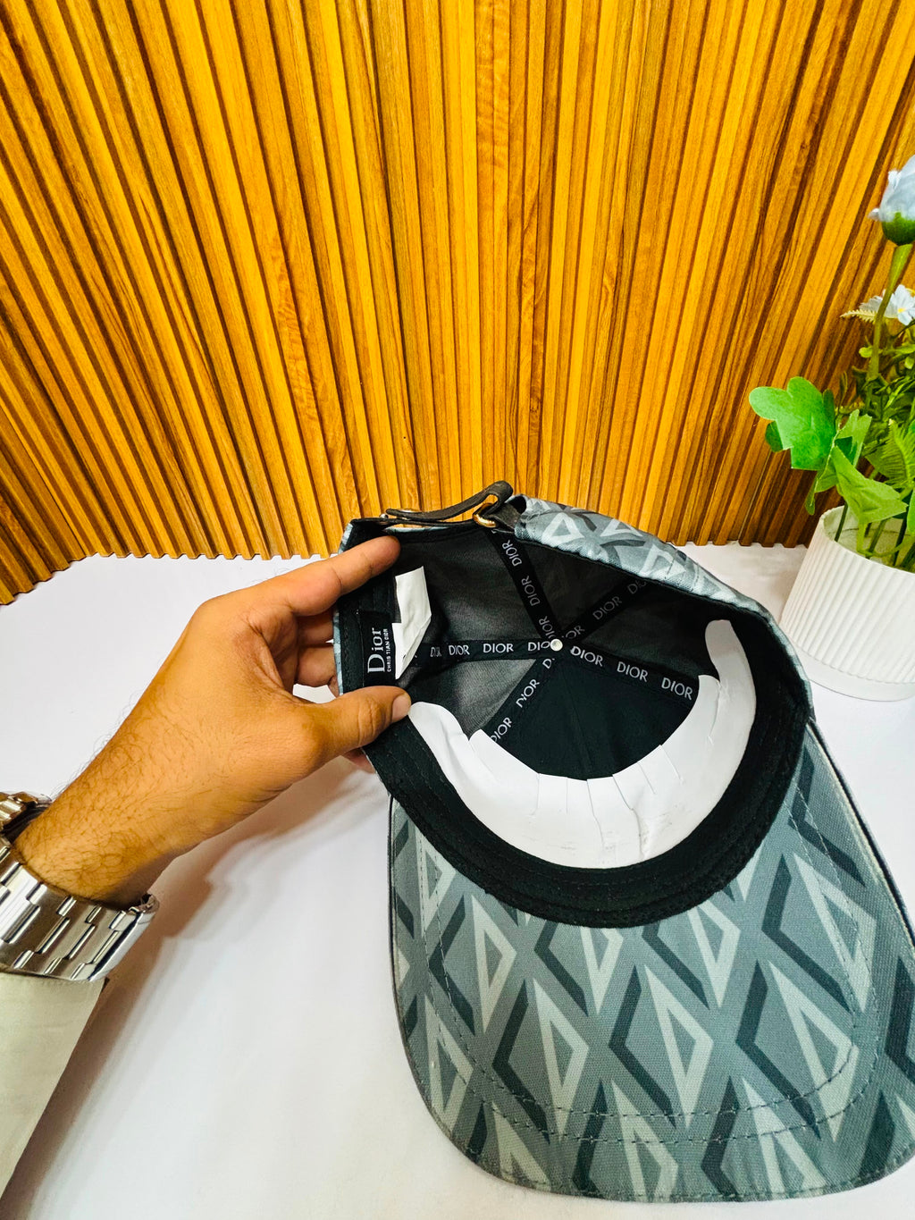 *CHRISTIAN DIOR GREY PREMIUM QUALITY CAP*🔥