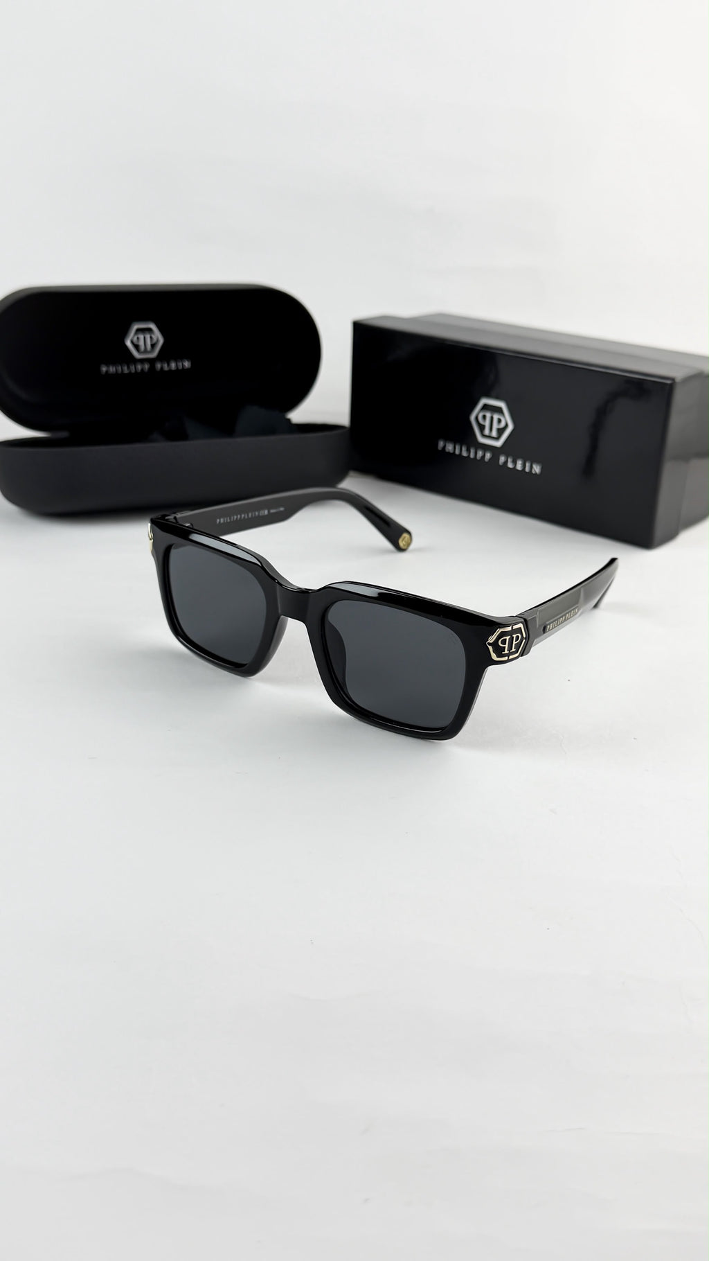 *PHILIPP PLEIN BLACK 122ðŸ”¥ðŸ”¥ðŸ”¥DEMANDING STORE ARTICLE ðŸ”¥ðŸ”¥ðŸ”¥*
