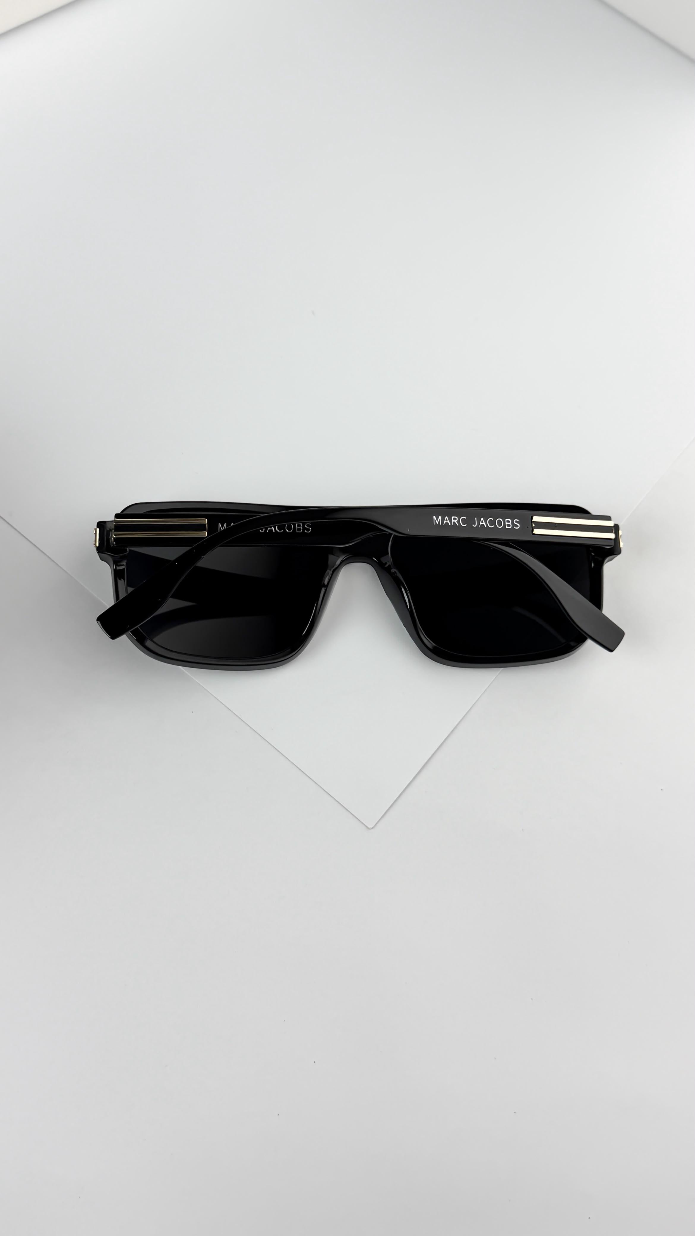 *MARC JACOBS BLACK 1018ðŸ”¥ðŸ”¥ðŸ”¥*