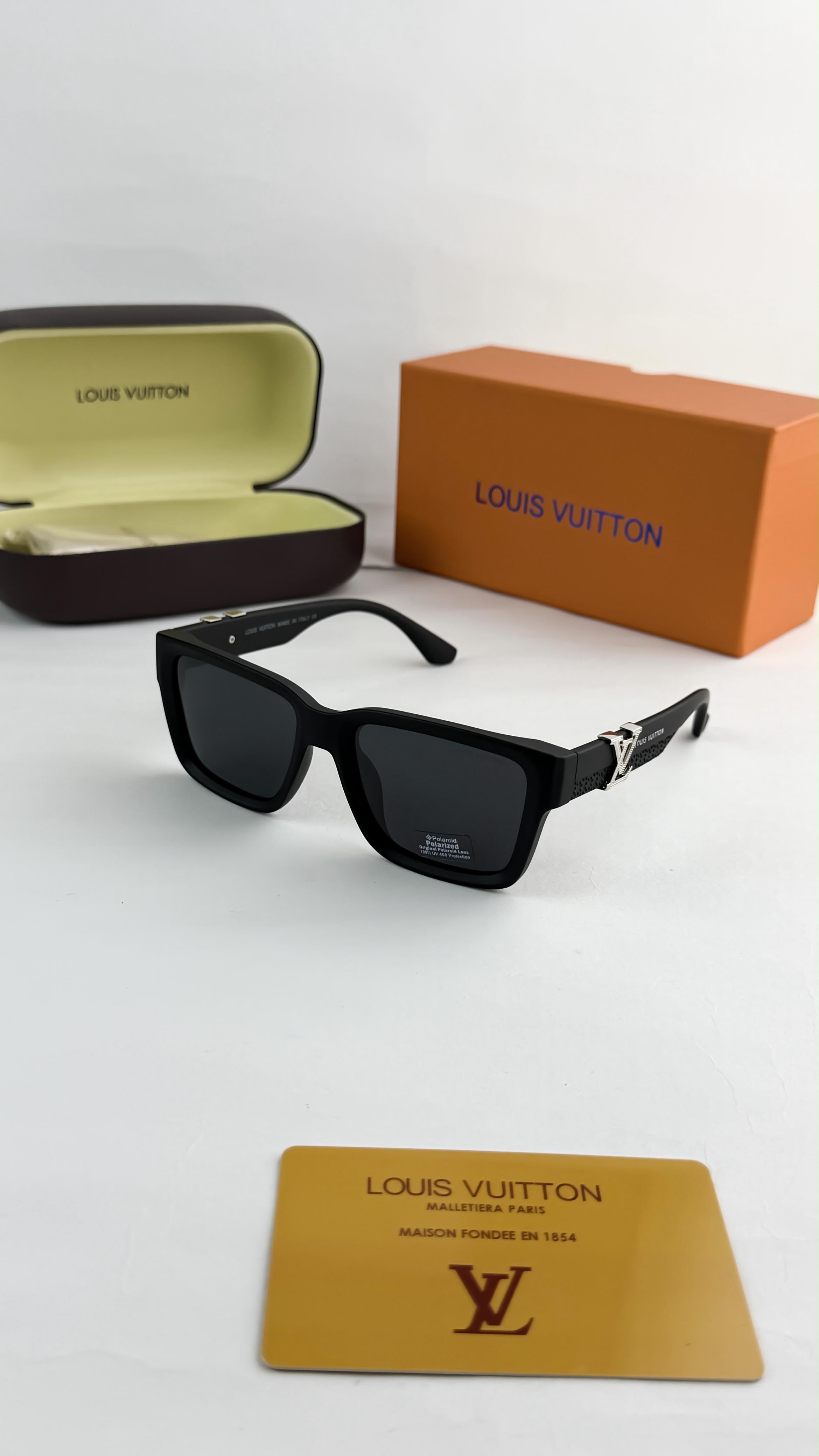 *LOUIS VUITTON BLACK 5113ðŸ”¥ðŸ”¥ðŸ”¥*