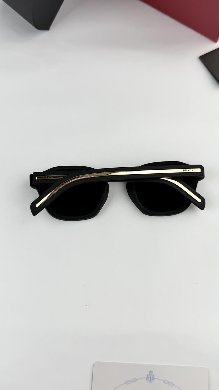 *PRADA BLACK A16🔥🔥🔥*