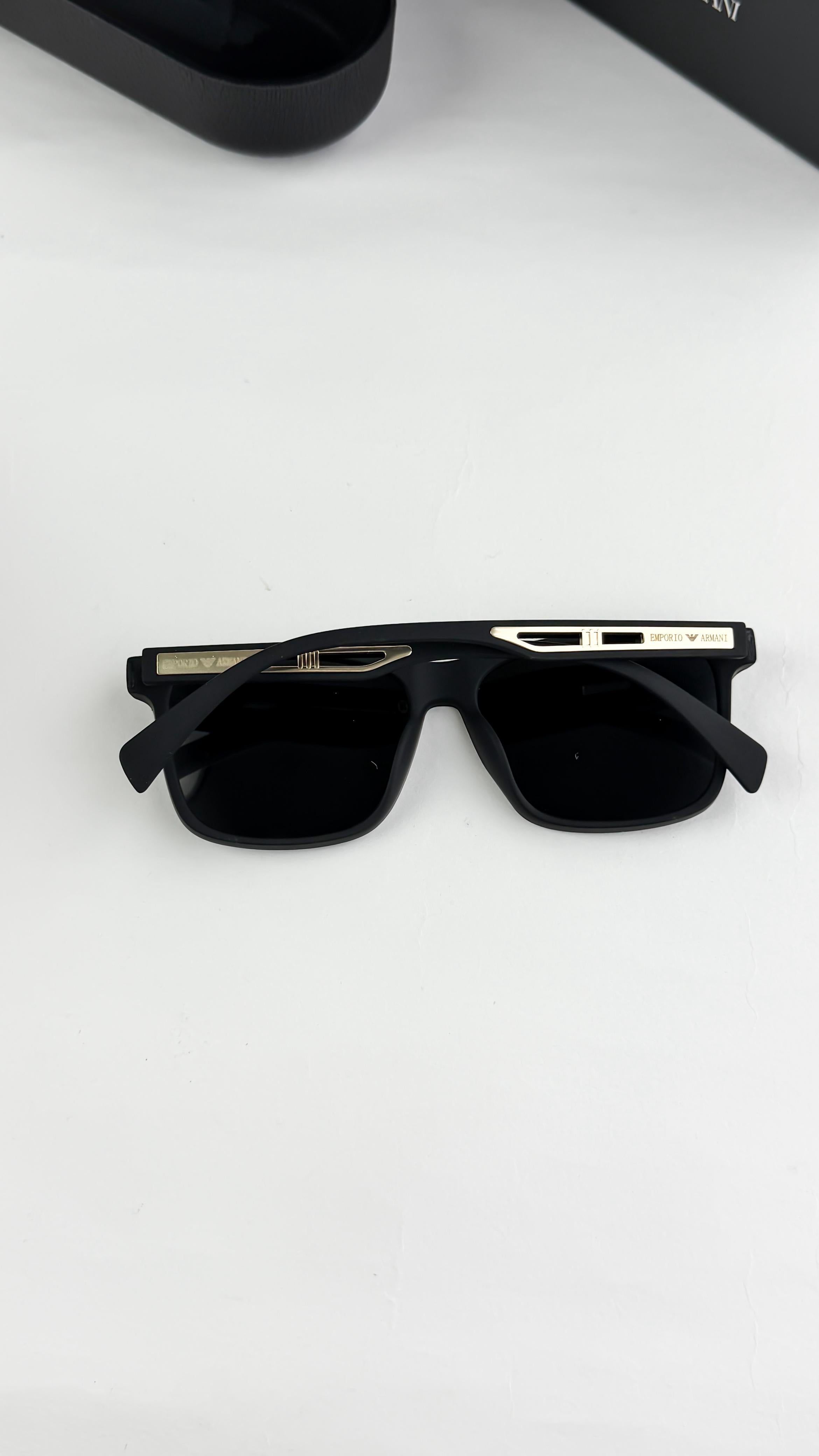*ARMANI GOLD BLACK 30353ðŸ”¥ðŸ”¥ðŸ”¥*