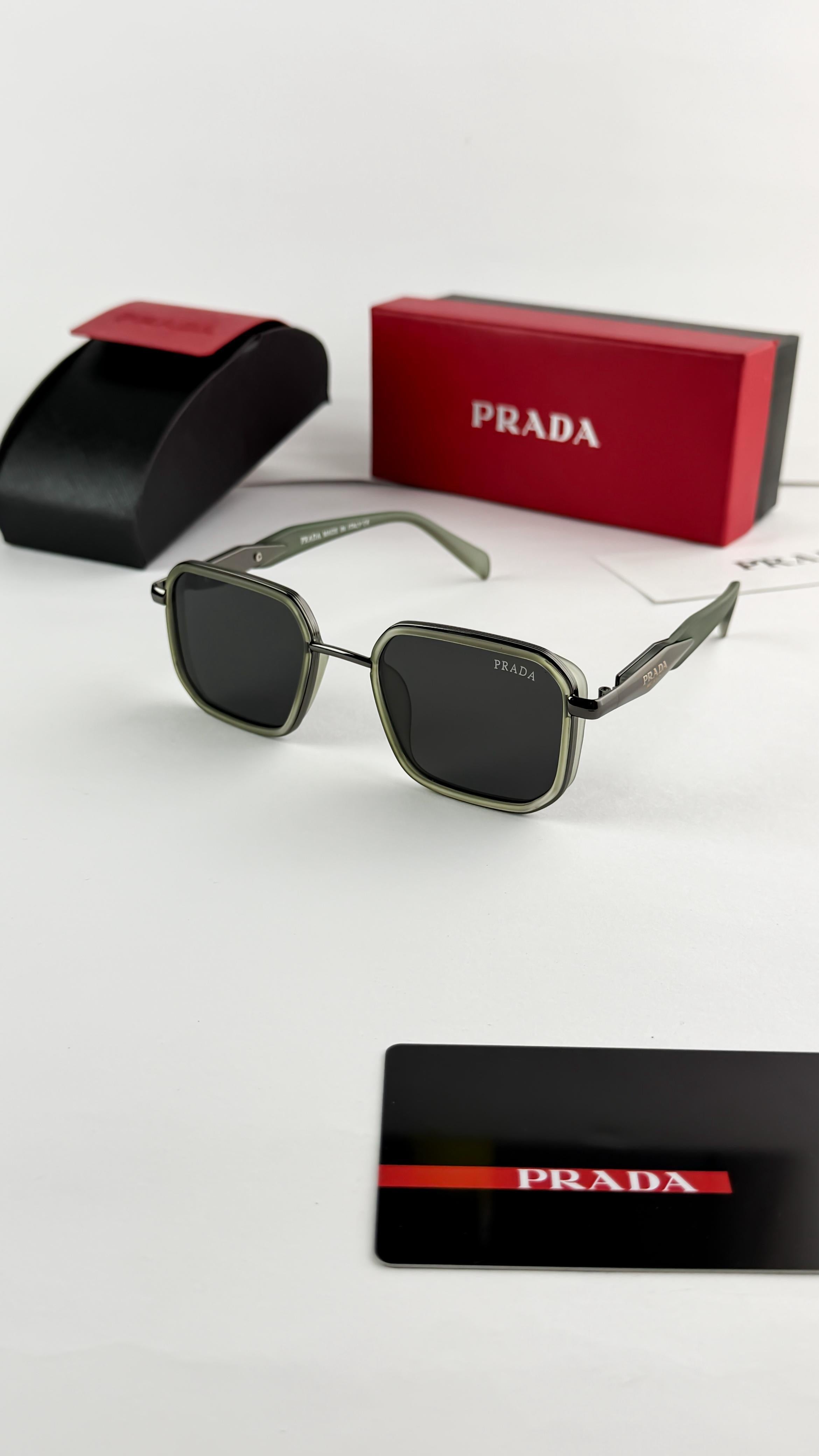 *PRADA GREEN BLACK 792ðŸ”¥ðŸ”¥ðŸ”¥*