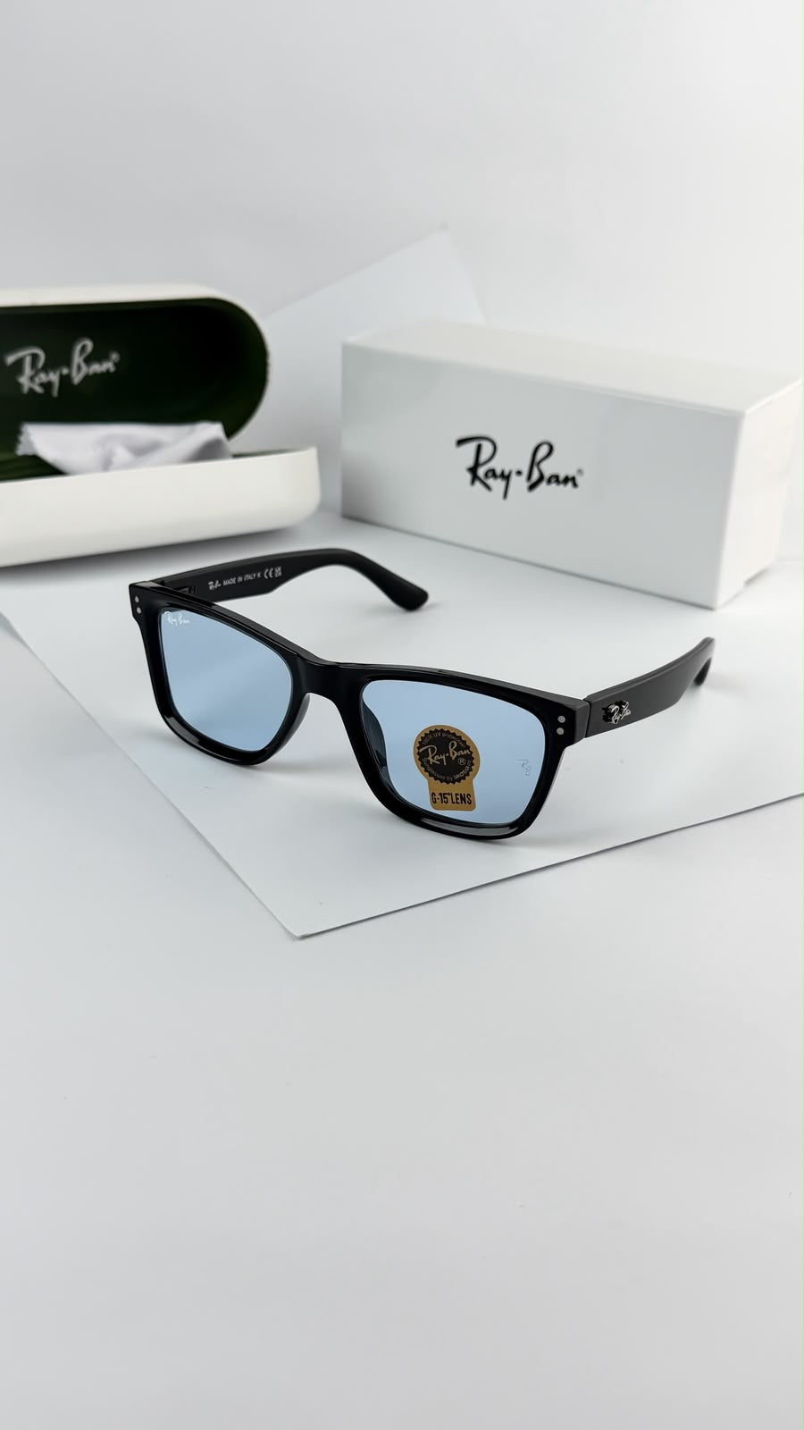 *RAYBAN BLACK BLUE REVERSE 0502🔥🔥🔥MOST DEMANDING ARTICLE 🔥🔥🔥*
