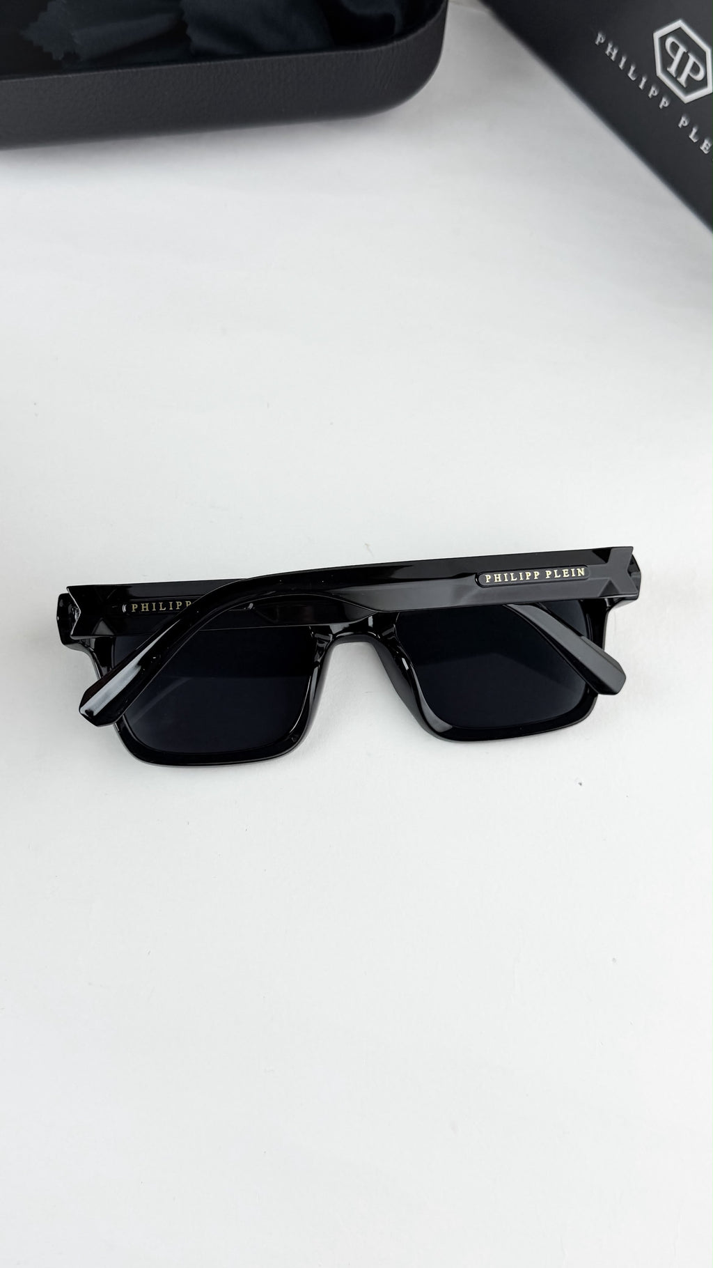 *PHILIPP PLEIN BLACK 122ðŸ”¥ðŸ”¥ðŸ”¥DEMANDING STORE ARTICLE ðŸ”¥ðŸ”¥ðŸ”¥*