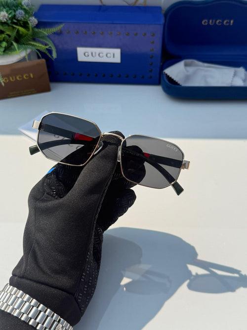 *Gucci 9131 Gold Black*ðŸš¨ðŸ”¥