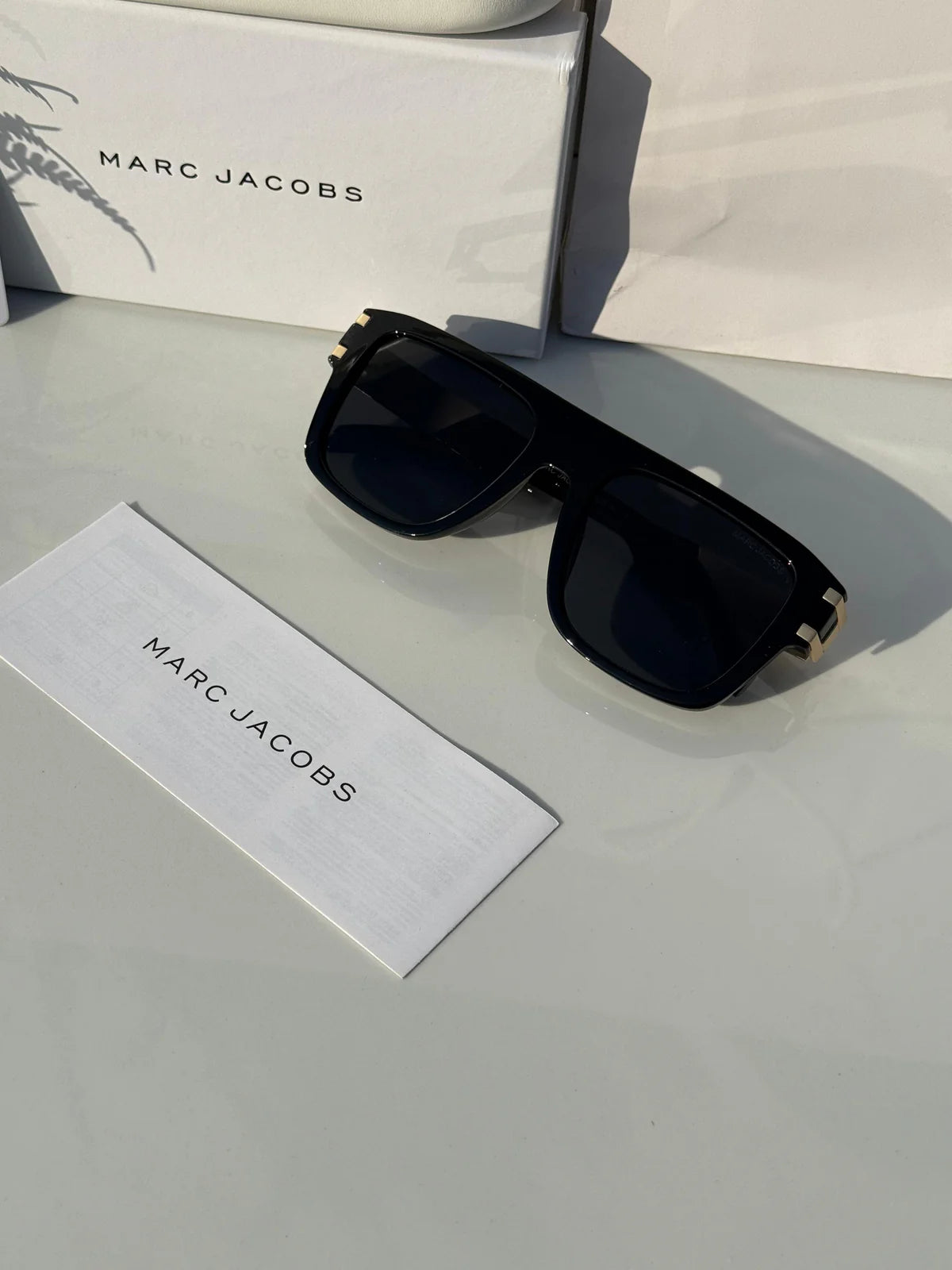 *Marc Jacobs 1004 Gold Black* 🔥