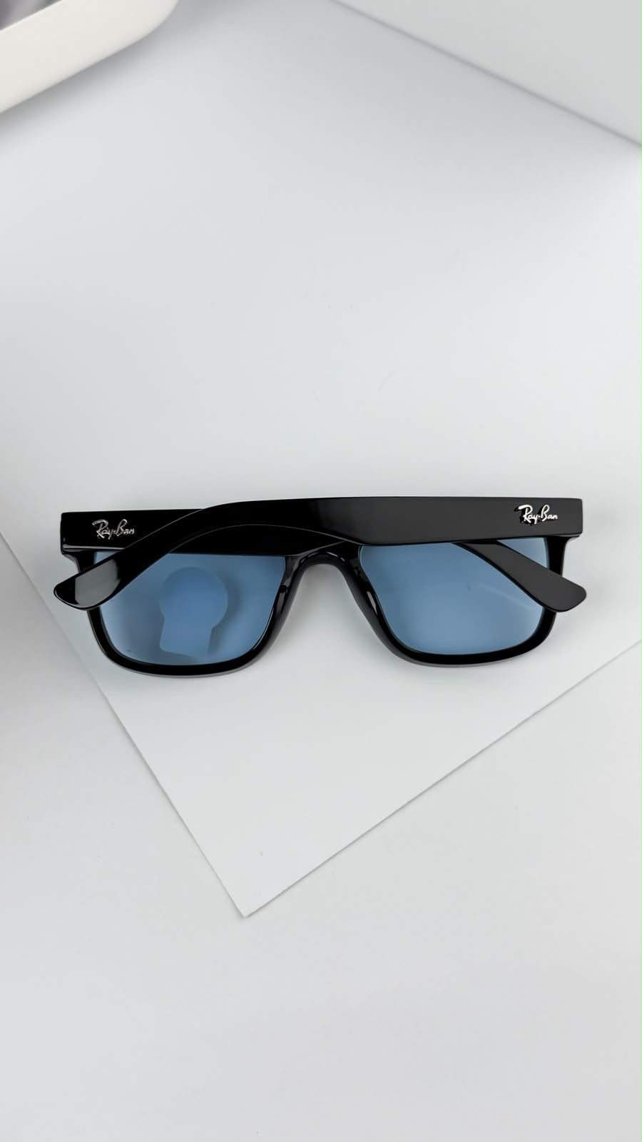 *RAYBAN BLACK BLUE REVERSE 0502🔥🔥🔥MOST DEMANDING ARTICLE 🔥🔥🔥*