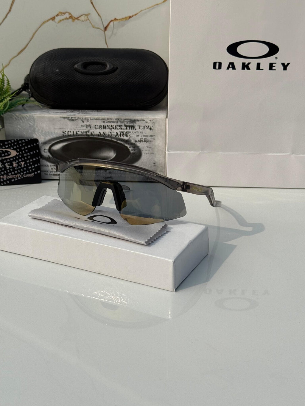Oakly 4929 Hydra Golden âœ¨ðŸ”¥