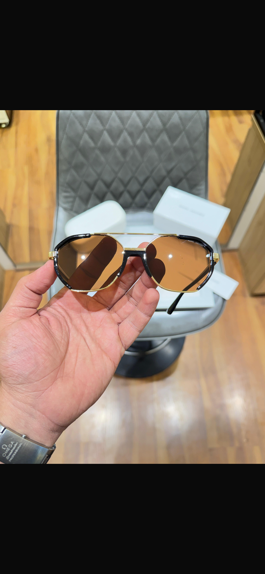 Marc jacobs 2120 gold brown âœŒï¸âœŒï¸âœŒï¸ðŸ˜ŽðŸ˜ŽðŸ˜ðŸ˜ðŸ¥³ðŸ¥³ðŸ¥³ *DHURANDAR SAME MODEL AKSHAY KHANNA EDITION*