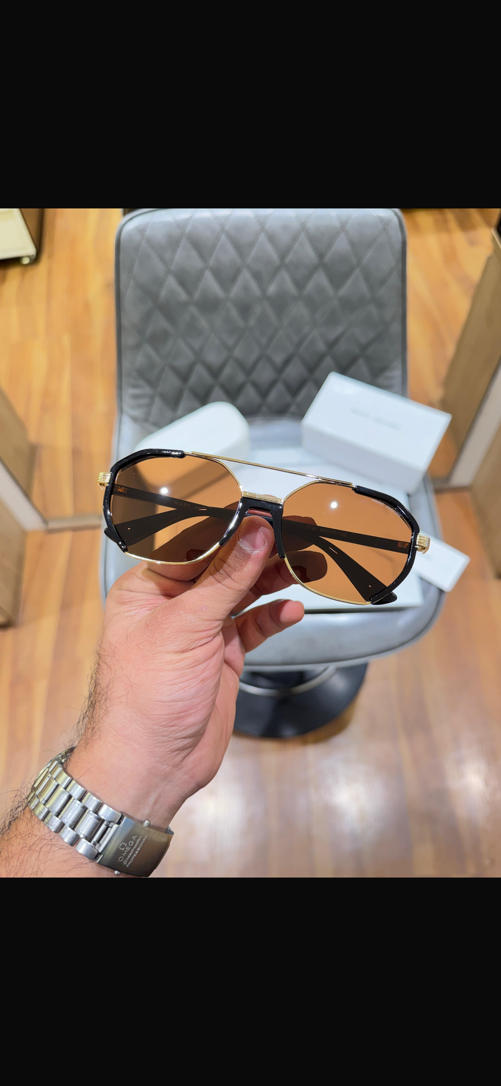 Marc jacobs 2120 gold brown âœŒï¸âœŒï¸âœŒï¸ðŸ˜ŽðŸ˜ŽðŸ˜ðŸ˜ðŸ¥³ðŸ¥³ðŸ¥³ *DHURANDAR SAME MODEL AKSHAY KHANNA EDITION*