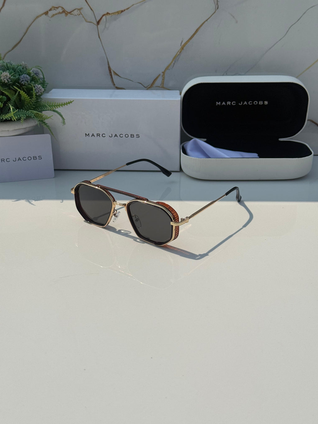 *Marc Jacobs 2828 Gold Brown*ðŸ”¥ðŸš¨