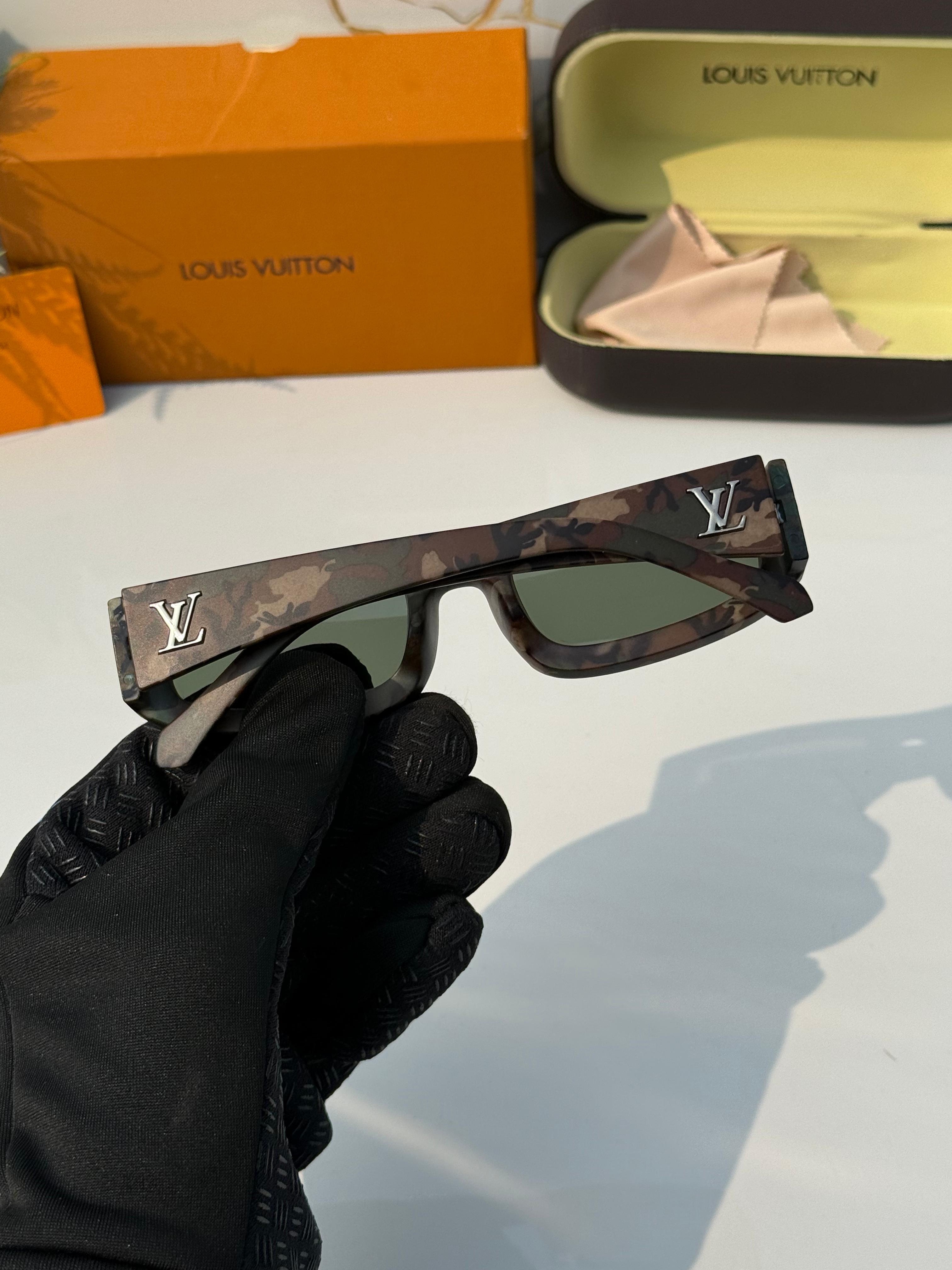 *Louis_vuitton_6190_military*ðŸ”¥ðŸš¨