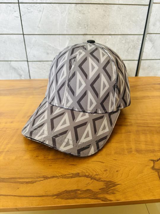 CHRISTIAN DIOR PREMIUM QUALITY CAP