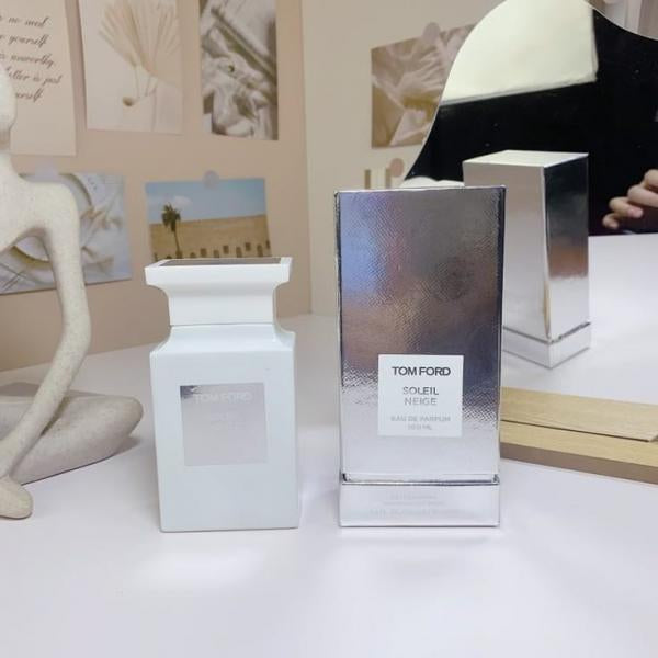 Tomford soleil neige