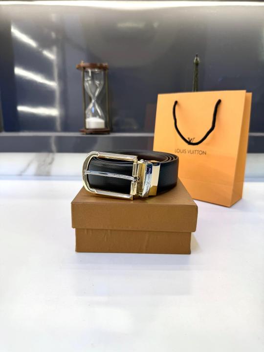 Loui_s Vuitton Glossy Golden Belt Fa 504