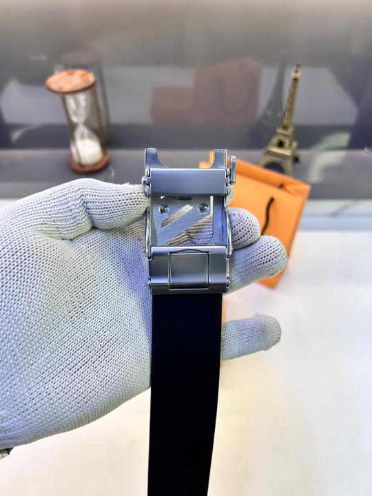 Loui_s Vuittion Black Silver Belt Fa 918