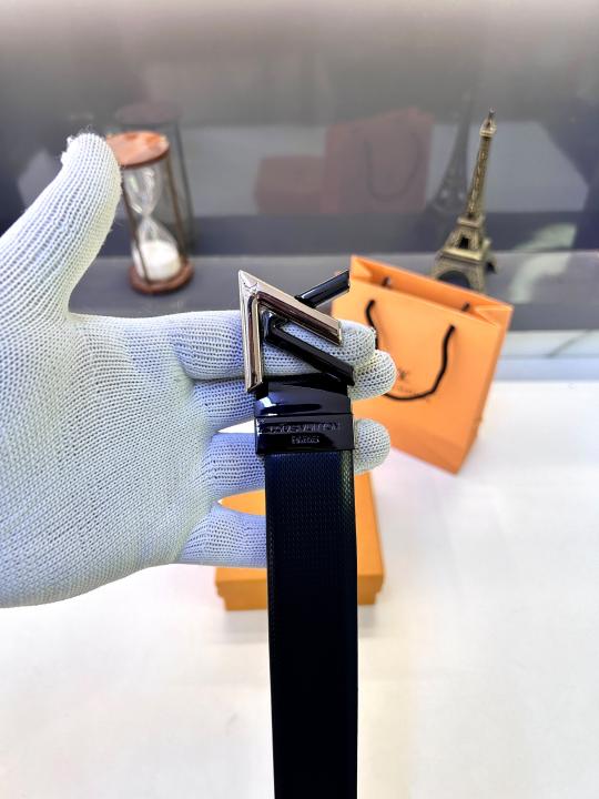 Loui_s Black Golden Reversible Belt Fa 787